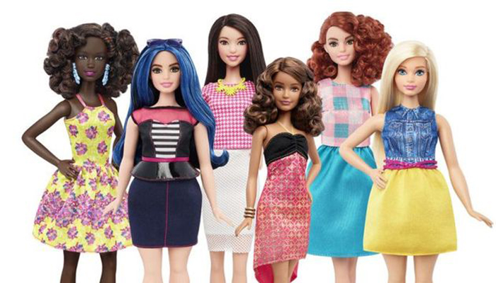 Mattel lança 1ª boneca Barbie com síndrome de Down: veja imagens