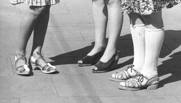 sapatos usados nos anos 60