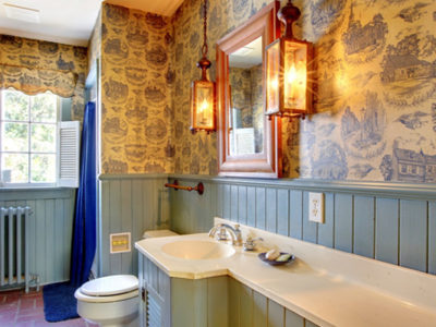 Banheiro com decoração retrô