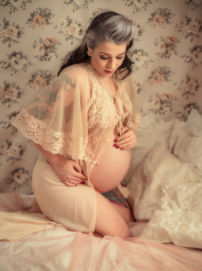 Ensaio de grávida inspirado na estética do Rococó