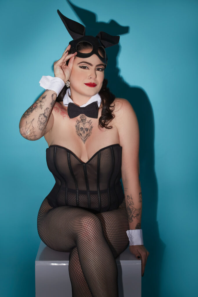 coelhinha retrô Pin-Up páscoa