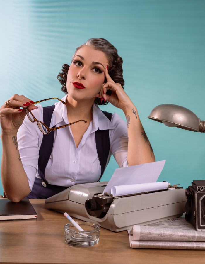 Pin-Up Jornalista Mirella Fonzar Universo Retrô