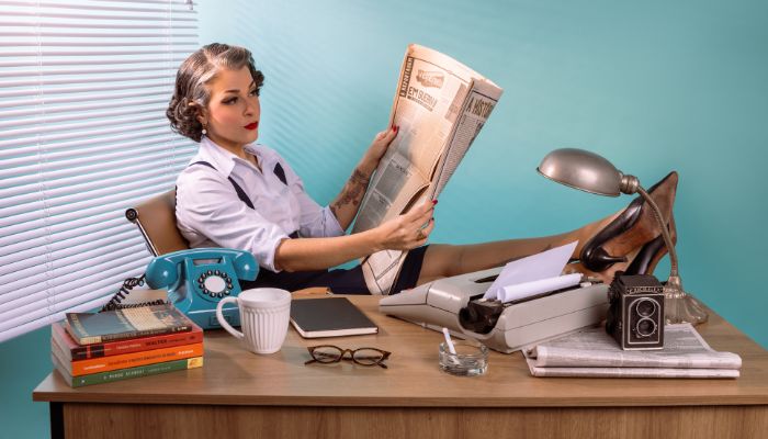 Pin-Up Jornalista Mirella Fonzar Universo Retrô