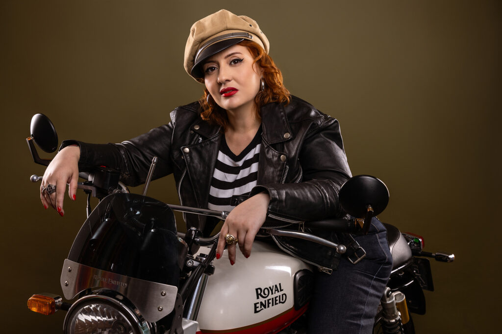 Pin-Up Biker The Wild One O Selvagem Marlon Brando Royal Enfield