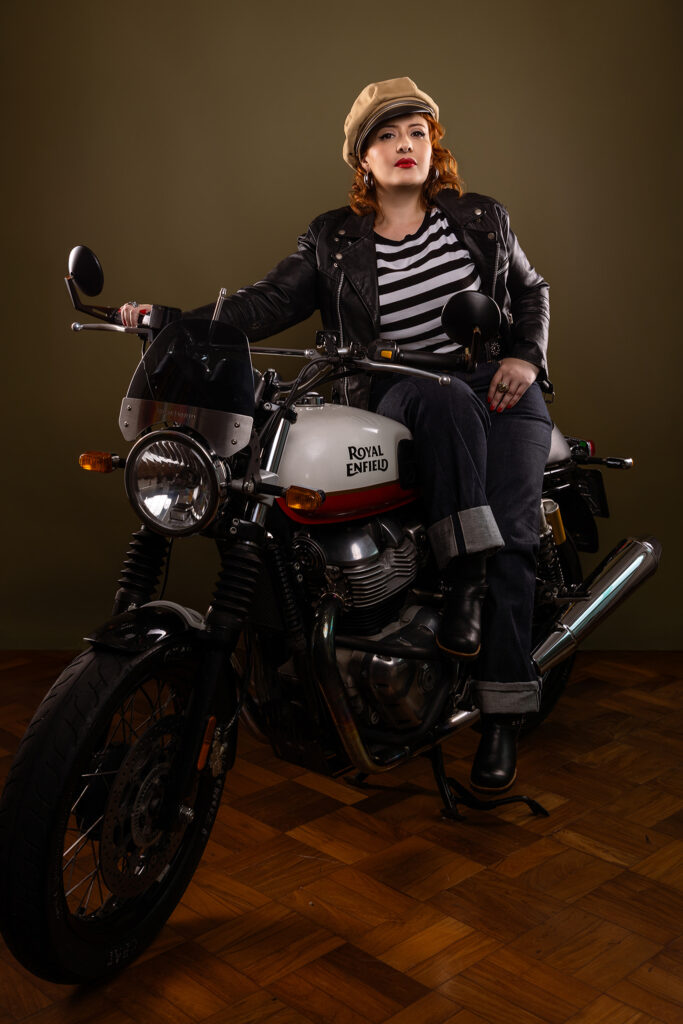 Pin-Up Biker The Wild One O Selvagem Marlon Brando Royal Enfield